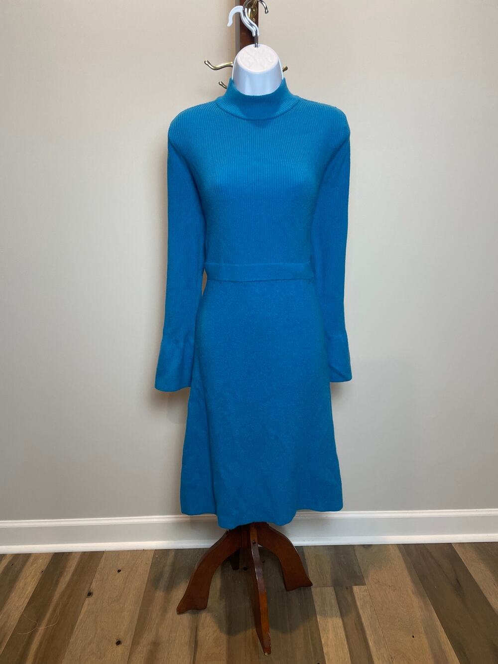 Ann Taylor Sweater Dress Size L Turquoise Mock Neck Silver Sleeve Buttons